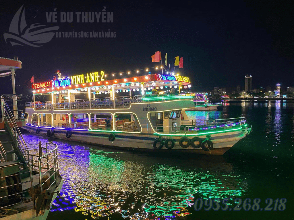 Du thuyền Vinh Anh Đà Nẵng